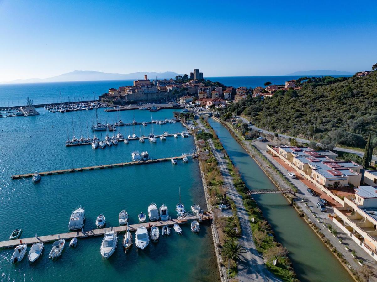Appartamento La Vista sul Porto Talamone Esterno foto